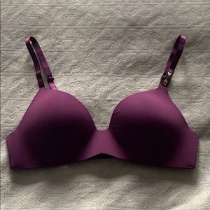 Victoria’s Secret Lightly Lined Wireless Bra